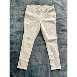 Levi's Ivory 711 Skinny Jeans Style 18881 - 0150 Size 33